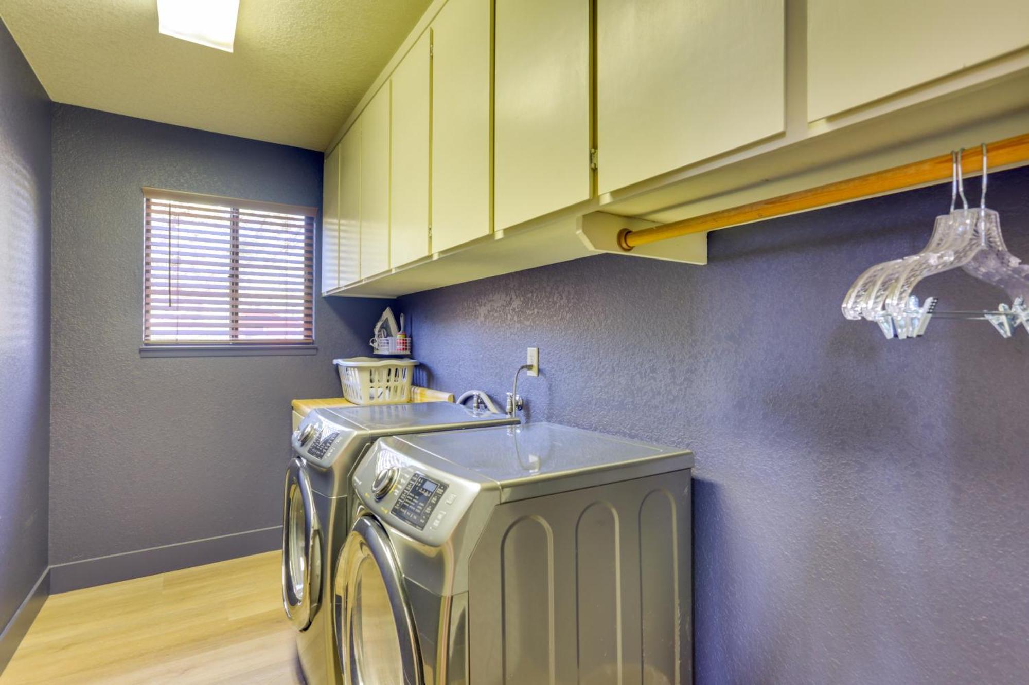 Pet-Friendly Escape With Game Room And Fire Pit! North Fork Luaran gambar