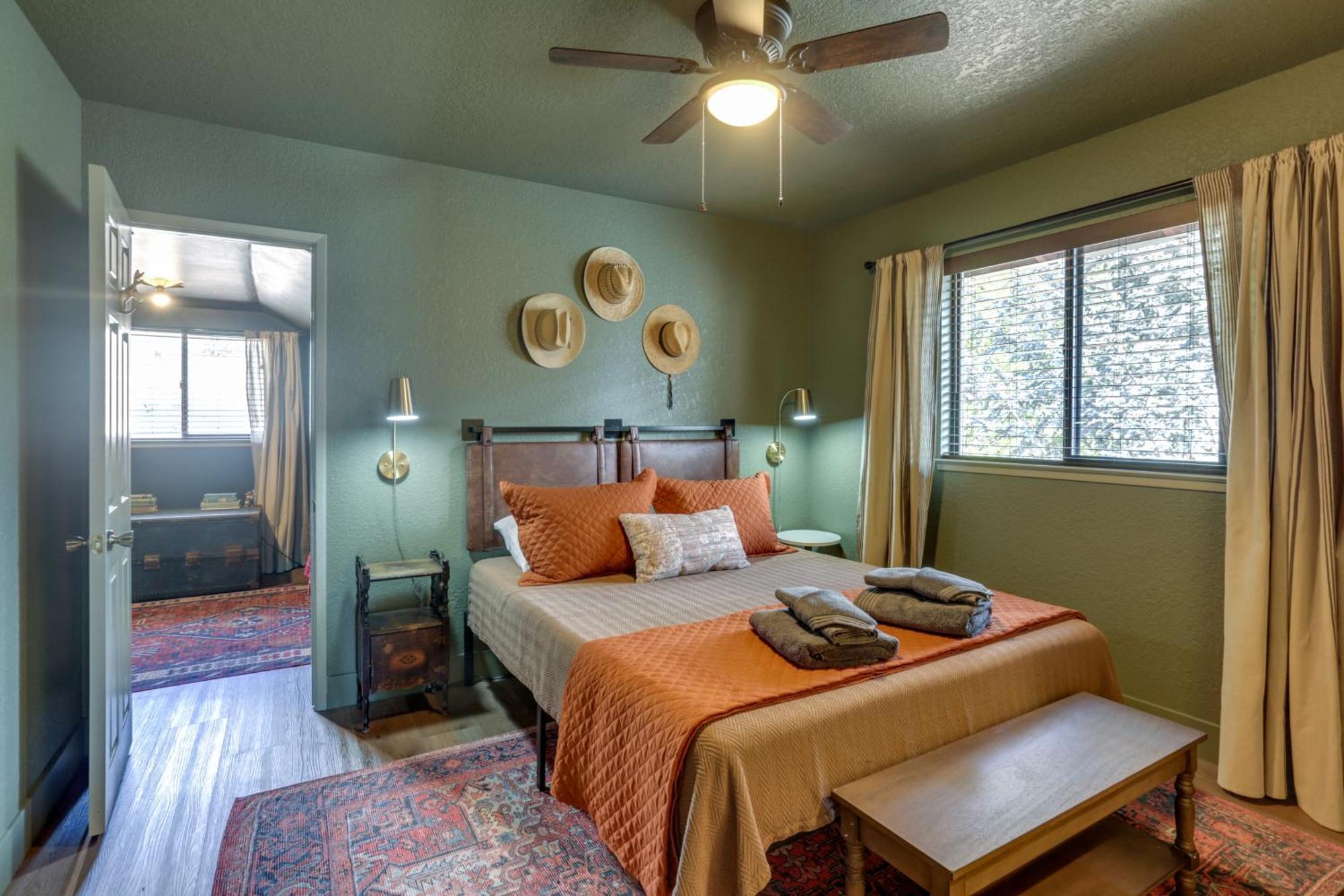 Pet-Friendly Escape With Game Room And Fire Pit! North Fork Luaran gambar
