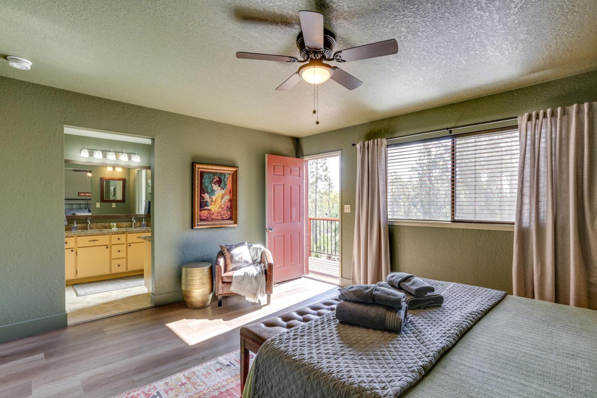 Pet-Friendly Escape With Game Room And Fire Pit! North Fork Luaran gambar